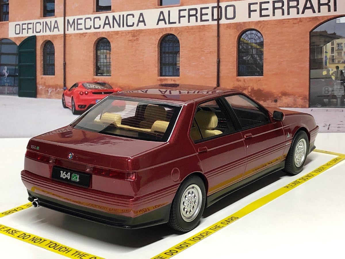 Amazon.co.jp: Triple 9 1/18 Alfa Romeo 164 Q4 1994 レッド